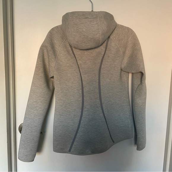 NWT Athleta Gray Fuse Hooded Jacket - Picture 3 of 6